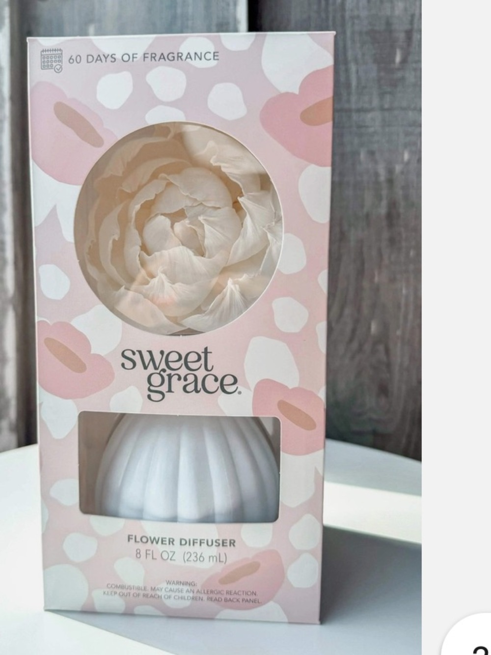 NWT Sweet Grace Flower Diffuser